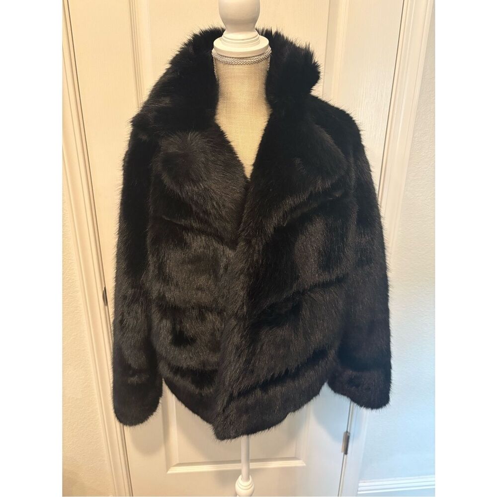 NWOT Gibson Latimer Black Faux Fur  Jacket
